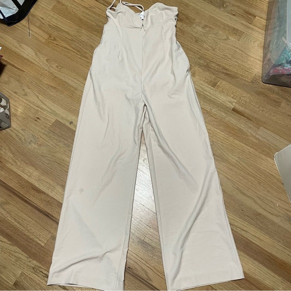 Line & Dot Leslie Jumpsuit Ecru - Picture 5 of 9